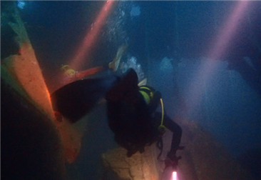 如何在见识度低的水域潜水技巧